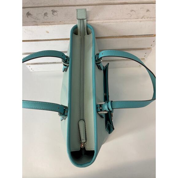 MICHAEL KORS LARGE SAFFIANO BLUE, LIGHT BLUE SHOULDER BAG - Picture 11 of 16